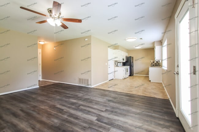 Photo - 606 E Toledo Pl