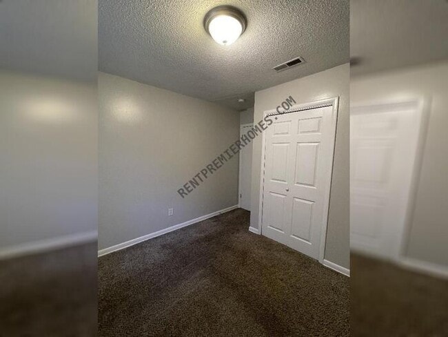 Photo - 8500 Shelley Dr