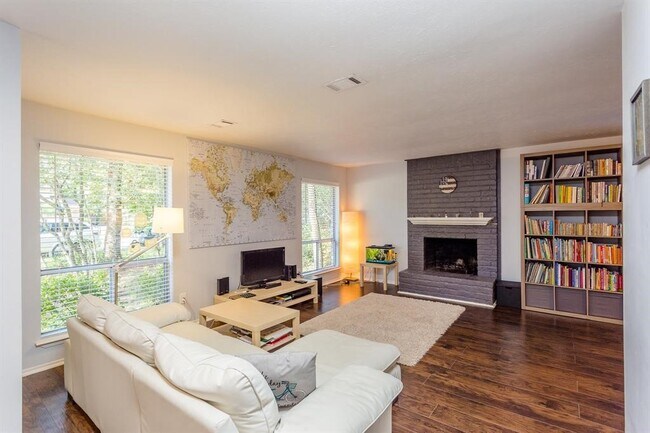 Photo - 44 S Waxberry Rd