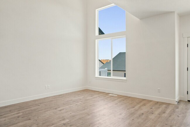 Photo - 4752 Heartwood Rd