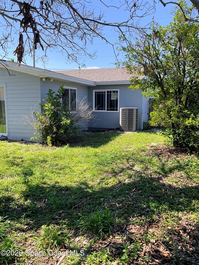 Photo - 1490 Port Malabar Blvd NE