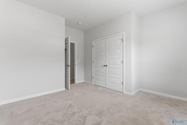 Photo - 15007 Greenleaf Dr