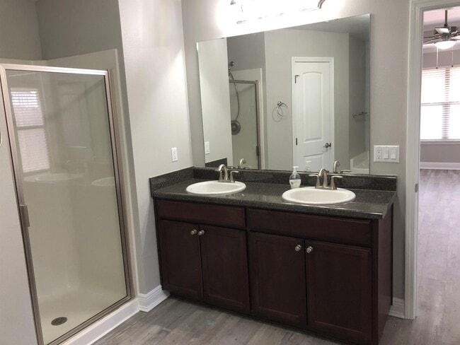 Photo - 113 Strike Eagle Dr