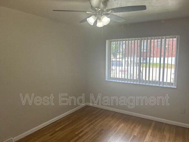9011 Olive Blvd Unit 1d