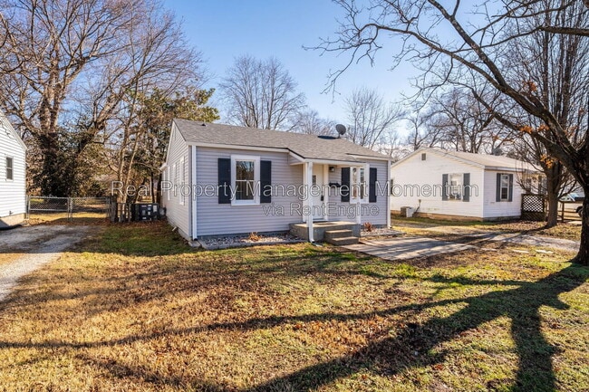 730 N West Ave