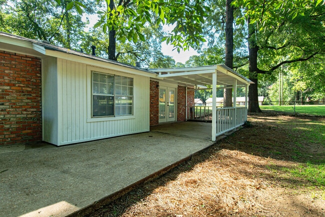 Photo - 4228 Johnstown Dr
