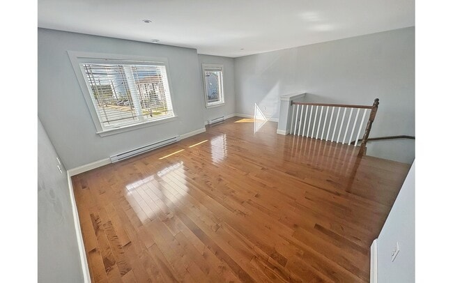 Photo - 207 Transom Dr