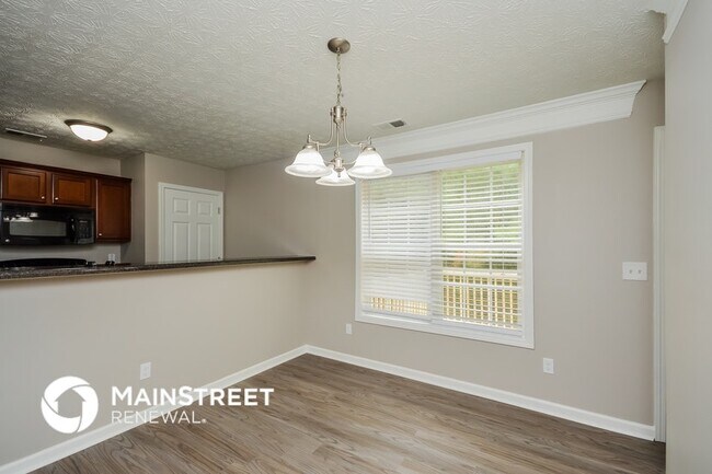 Photo - 4035 Riverside Pkwy