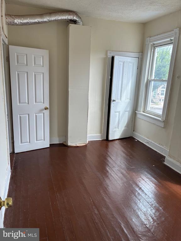 Photo - 1815 Clifton Ave