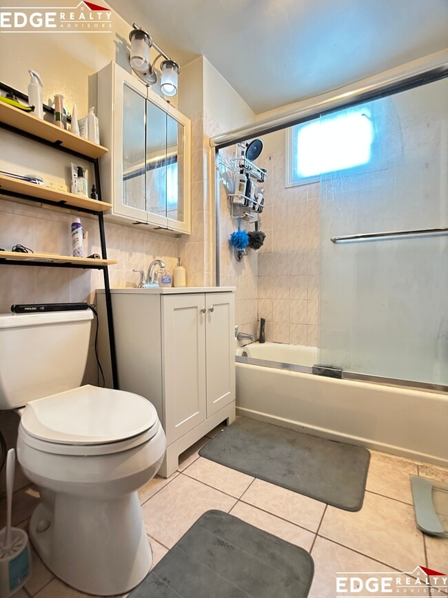 Photo - 550 Washington St Unit 2