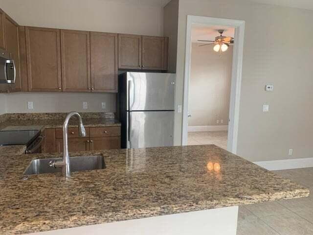 Photo - 4009 Faraday Wy