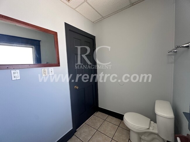 2403-2 Main-E