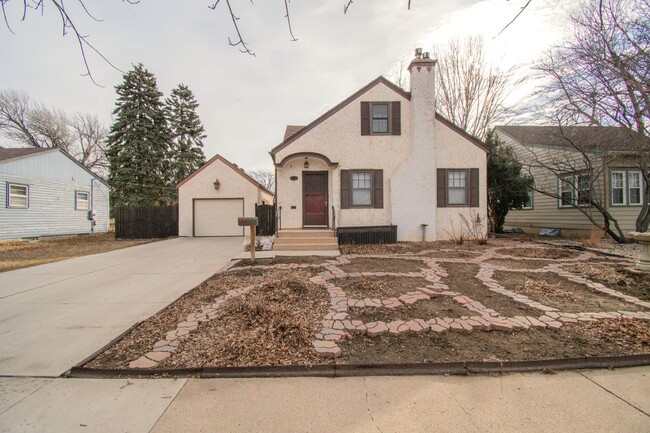 Building Photo - Charming 4-Bedroom Rental with Garage & Large Fenced Backyard!
