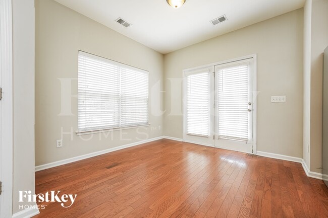 Photo - 2901 Maybry Dr
