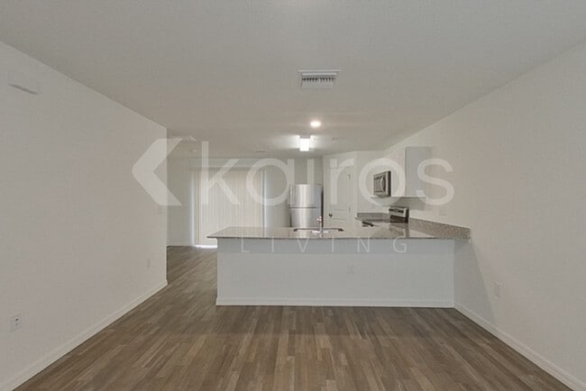 Photo - 12378 Paramount Dr S