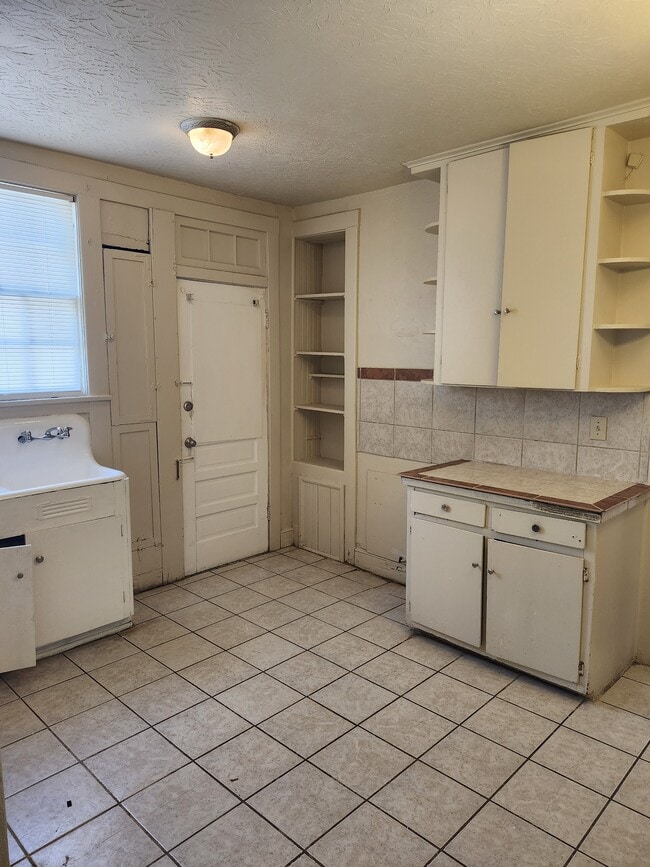 Photo - 327 S Capitol Pkwy Unit 327