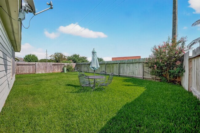 Building Photo - 20527 Orchid Blossom Way