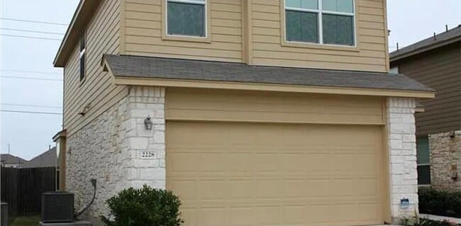 2228 Nestlewood Dr