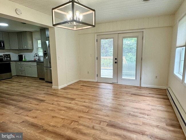 Photo - 1380 Sand Hill Rd
