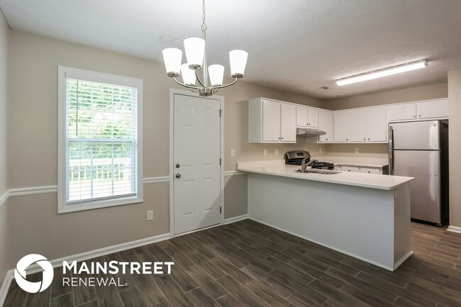 Photo - 407 Churchill Ct