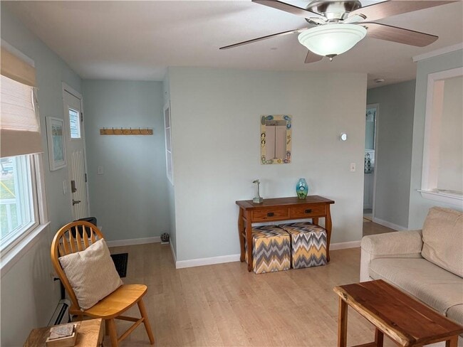 Photo - 7 Salt Pond Way