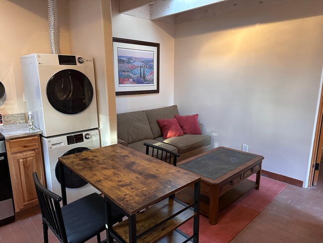 Photo - 1511 Don Gaspar Ave