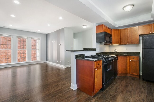 Photo - 7720 N Ashland Ave Unit 2n