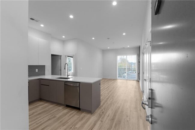 Photo - 1155 Custer Ave SE Unit 301