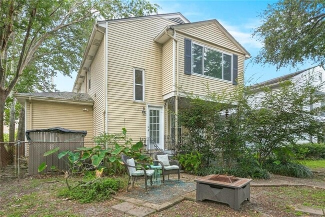 Photo - 5828 General Haig St