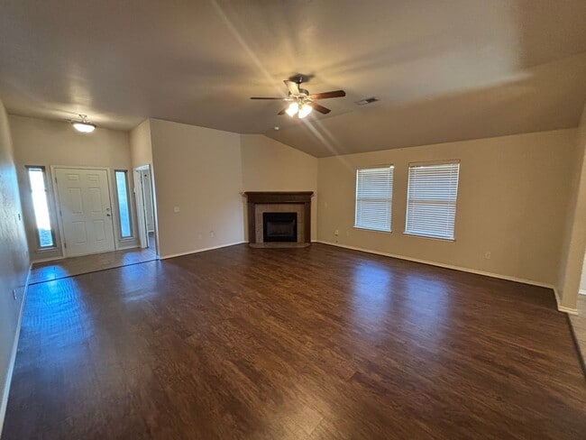 Photo - Wonderful 3 Bed 2 Bath in Choctaw