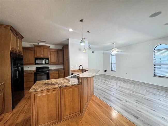 Photo - 6077 Marella Dr
