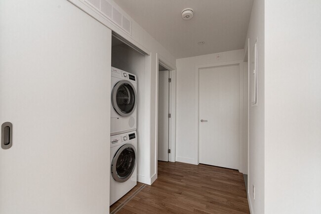 Photo - 501 Kingston Rd Unit 601