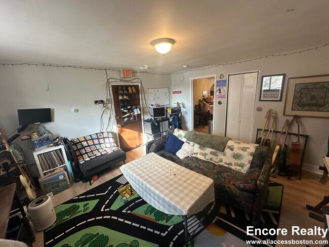 Photo - 69 Chiswick Rd Unidad 7