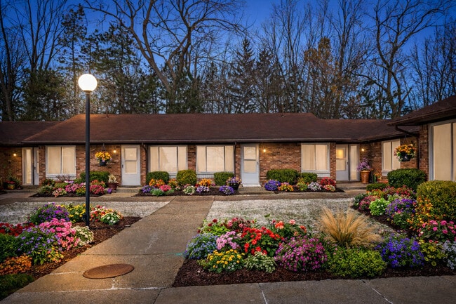 Building Photo - Masonic Estates