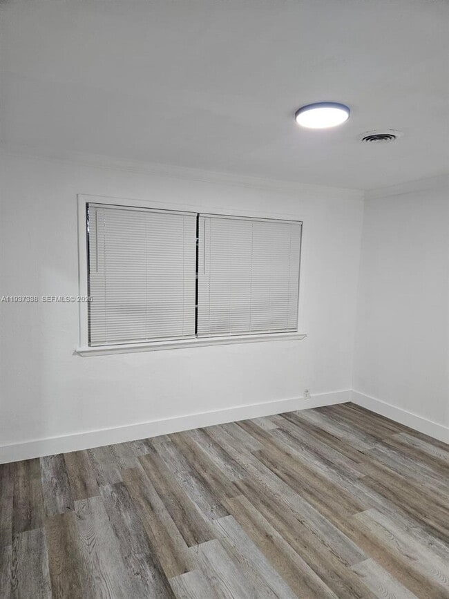 Photo - 1033 N Andrews Ave