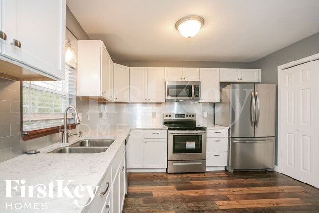 Photo - 275 Lazy Hollow Dr