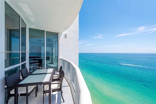 Building Photo - 18201 Collins Ave Unit 4409