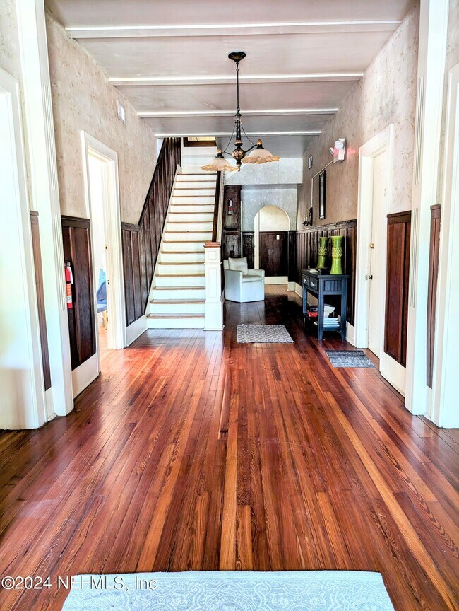 Photo - 2727 Riverside Ave Unit 1