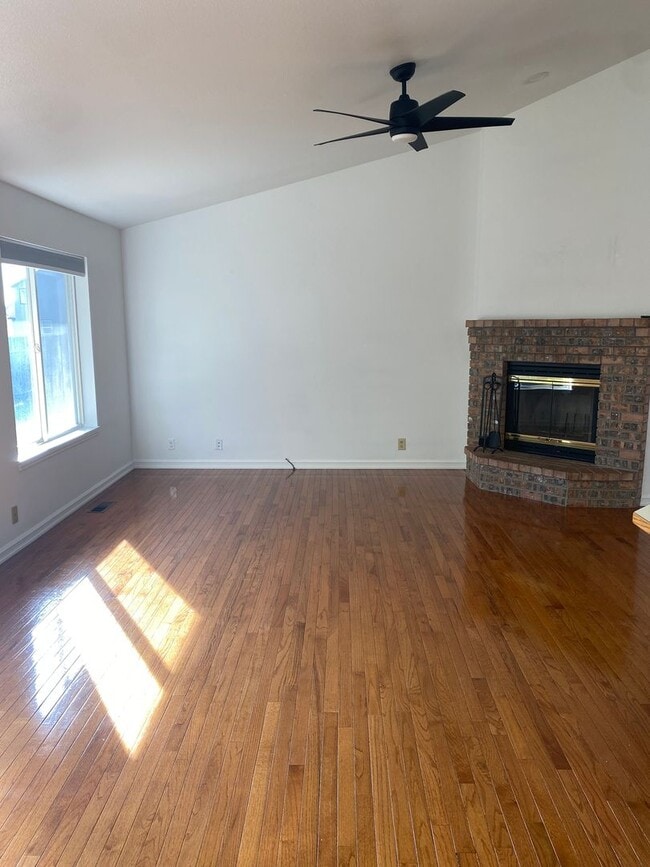 Beautiful Home in The Cove West Community - Beautiful Home in The Cove West Community