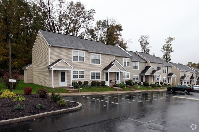 Foto principal - Roth Village