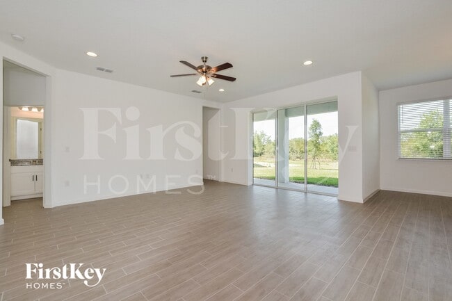 Photo - 611 Avila Pl