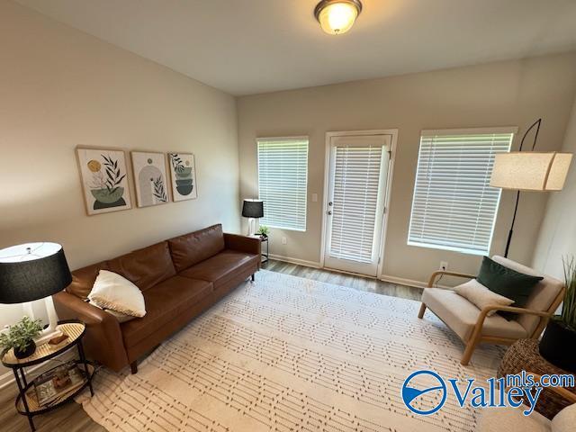 Photo - 110 Foster Wy Dr