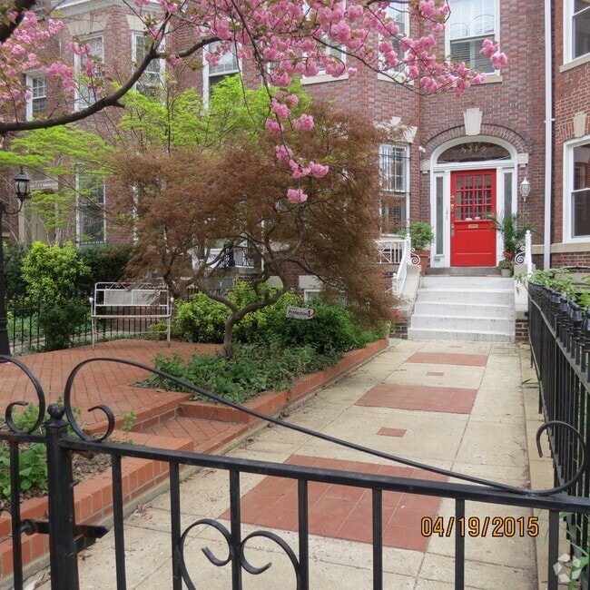 Building Photo - 3319 16th St NW Unit 0 Rental