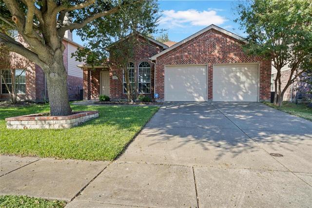 Photo - 3904 Oakhurst Ln