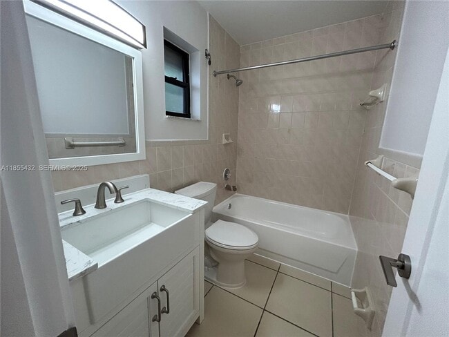 Photo - 25 W 4th St Unidad 103