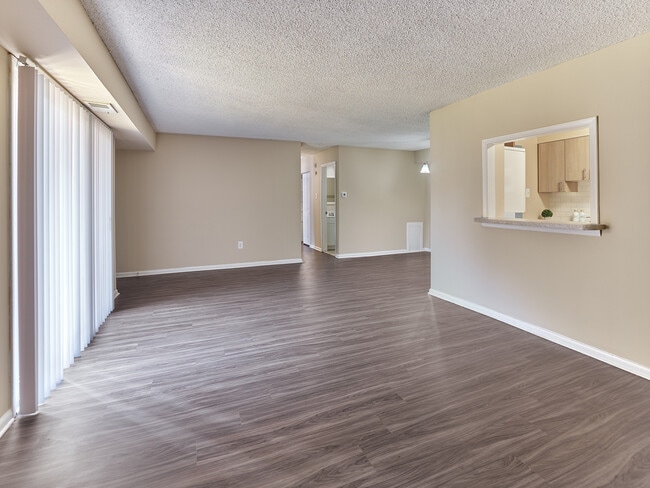 Living Room & Dining Area - 2 Bed 2 Bath