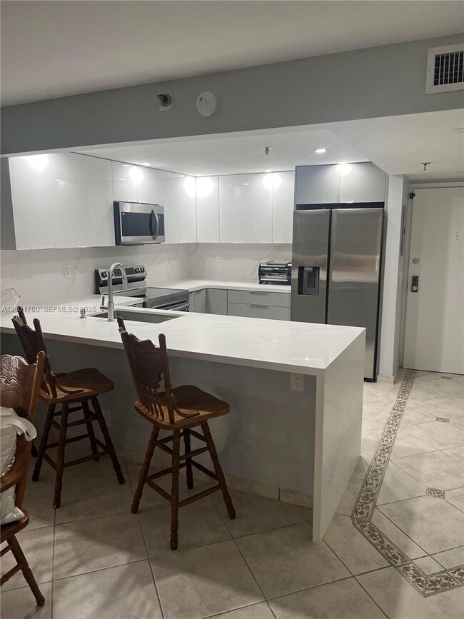 Photo - 2625 Collins Ave Unit 1101