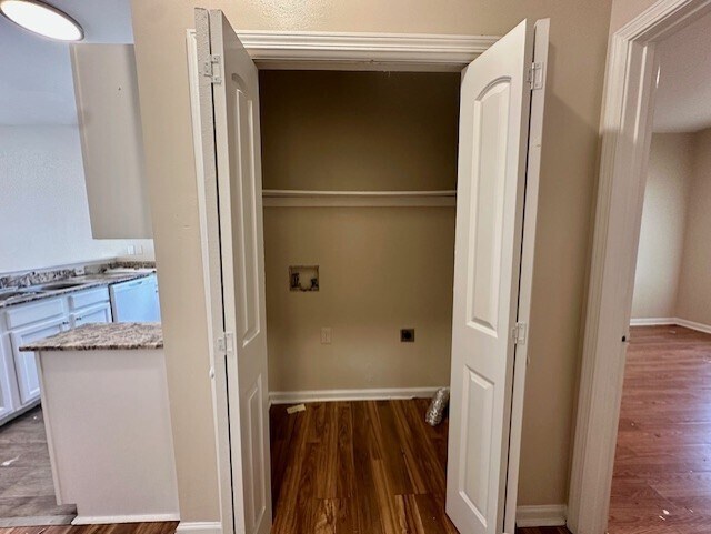 Photo - 290 W Garfield St