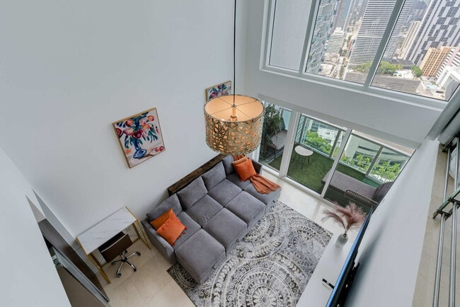 Photo - 41 SE 5th St Unit FL21-ID1245242P