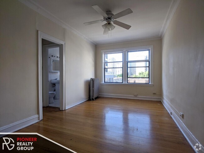 Building Photo - 1160 N Dearborn St Unit 415 Rental